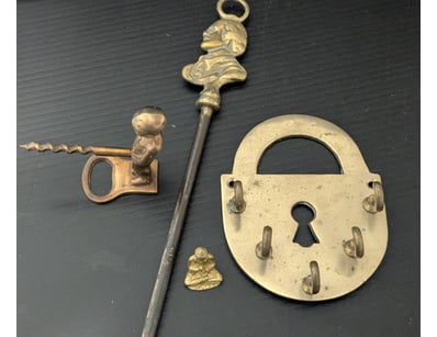 Antiques, Vintage & Interior Treasures (A999) - Lot 556