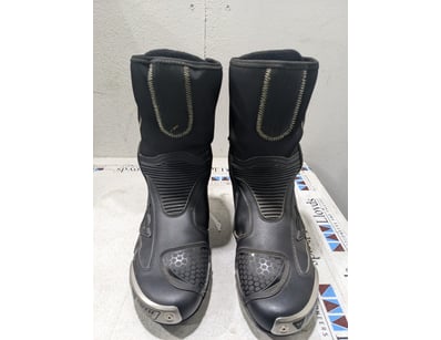 Motorcycle Apparel & Accessories (NSWA981) - Lot 168