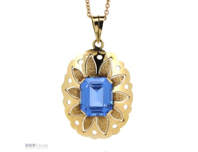 9K ROSE GOLD AND BLUE STONE, PENDANT NECKLACE.    ...