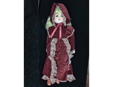 The Curio Collection (A991) - Lot 688