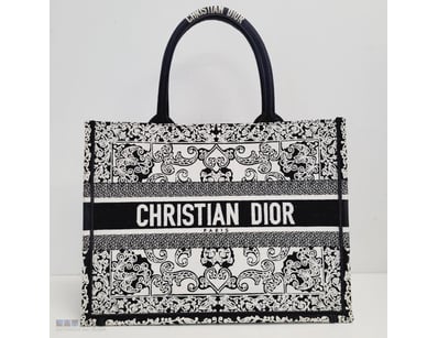 CHRISTIAN DIOR – BOOK TOTE, MEDIUM - RARE (PARIS /...