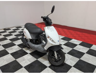 Cafe Business Closure (ON11777) - Lot 10