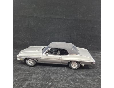 SINGLE VENDOR LIFETIME COLLECTION (A1001) - Lot 1061