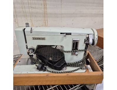 Antique, Vintage & Rugs (A982) - Lot 5051