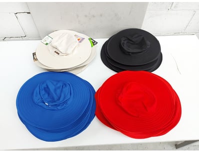 BRAND NEW

Assorted wide-brimmed sun hats in 4 c...