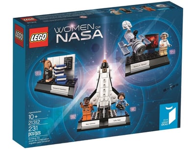 **UNRESERVED** LIFETIME COLLECTION OF LEGO PART... - Lot 504