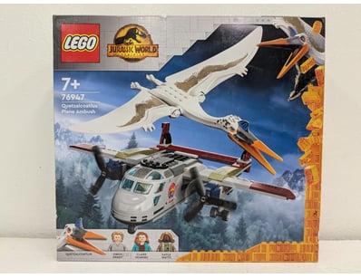 LEGO Jurassic World Set 76947 - Quetzalcoatlus Pla...