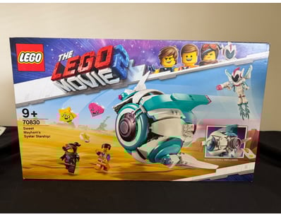 **UNRESERVED** LIFETIME COLLECTION OF LEGO PART... - Lot 647