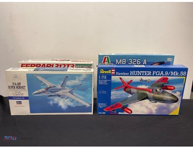 VINTAGE AIRCRAFT MODEL KIT COLLECTION - FOUR BOXED...