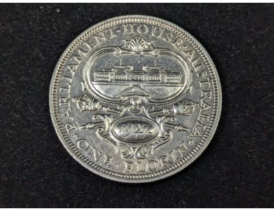 1927 AUSTRALIAN 8 PEARL PARLIAMENT HOUSE FLORIN
...