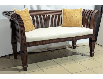 House & Homewares (A992) - Lot 390