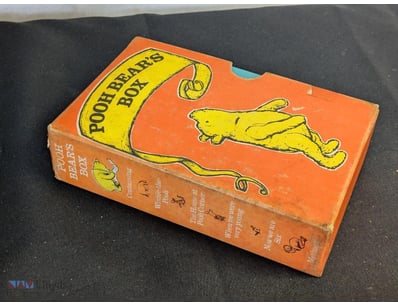 A.A. MILNE POOH BEARS BOX SET - FOUR CLASSIC CHILD...