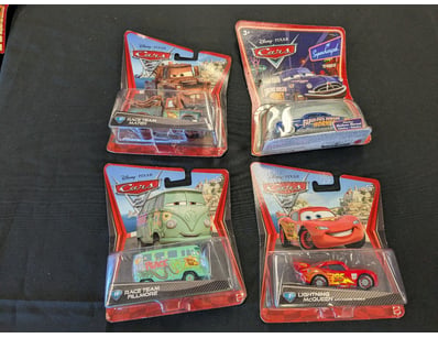 DISNEY,PIXAR CARS 1&2

1X Race Team Fillmore 
1X...