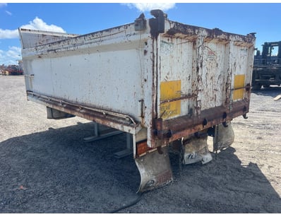 Trucks, Machinery & Industrial Surplus (ON4493) - Lot 10