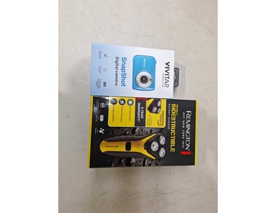 1x VIVITAR Snapshot Digital Camera, 2.0 LCD previe...