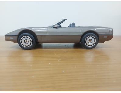 Mancave & Memorabilia (A1007) - Lot 305