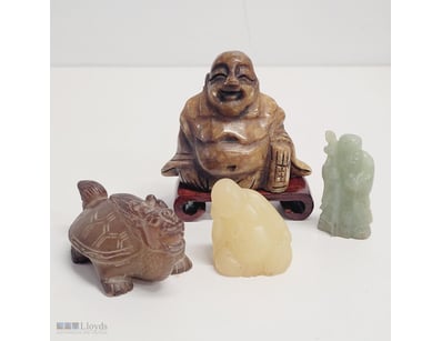 ASSORTED JADE ITEMS INCLUDING SMILING BUDDAH AND D...