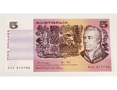 Coins, Banknotes & Bullion (A1004) - Lot 624