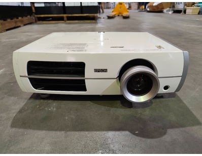 Epson EB-H373B LCD Projector, white finish. 3000 A...