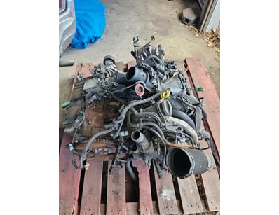 Engine, 4-cylinder 

Vendor Advises: May be a Dies...
