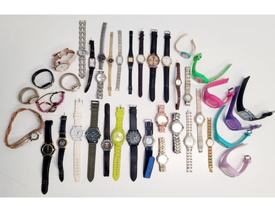 Affordable Watch Market (A1000) - Lot 615