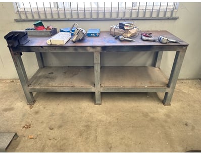 MOSTLY UNRESERVED Machining Engineering Warehou... - Lot 179