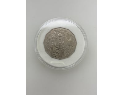 1969 AUSTRALIAN 50 CENT COIN - QUEEN ELIZABETH II...