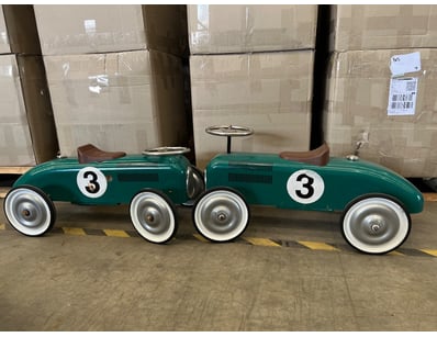 Entire Vintage Clothing Store Liquidation (ON11... - Lot 463