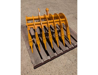 UNRESERVED MELBOURNE Factory Direct Containers, ... - Lot 26