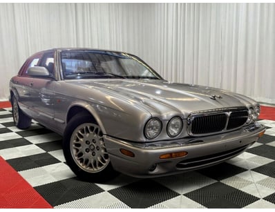 <b>2000 Jaguar XJ X308 V8 - Silver - 3.2 Litre V8 ...