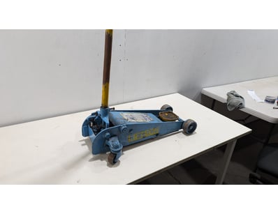 Forklift, Insulation & Equipment Liquidation Sal... - Lot 13