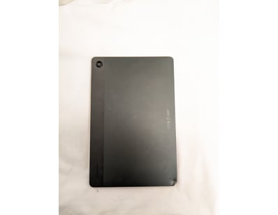 UNRESERVED Airport - Lost Property (A980) - Lot 119
