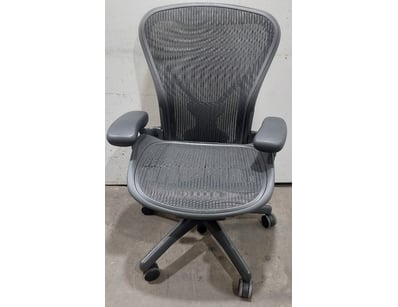 IT Equipment, Designer Furniture & More (ON12009) - Lot 87