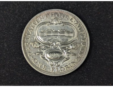 1927 AUSTRALIAN 8 PEARL PARLIAMENT HOUSE FLORIN
...