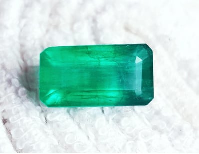 UNRESERVED Diamonds, Gemstones & Opals (A980) - Lot 2205