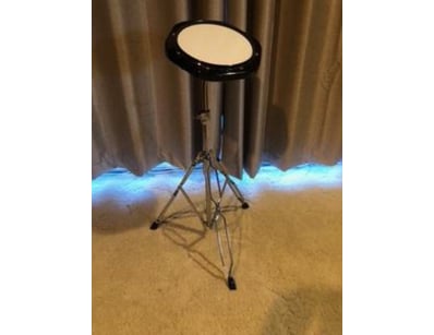 Gadgets, Music & Pastimes (A995) - Lot 1102