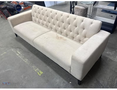4 Seater Ornate Couch, Cream Colour, Chesterfield ...