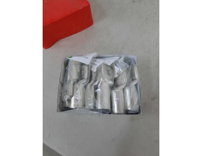 Box of solderless terminals cable lug, unknown qua...