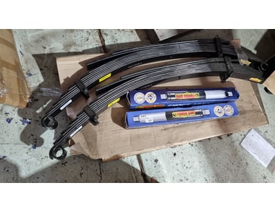 MOSTLY UNRESERVED 4x4 WORKSHOP BUSINESS CLOSURE... - Lot 157