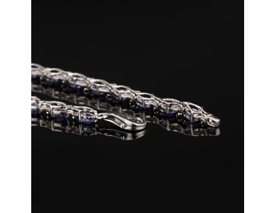 The Sterling Collection - Pendants, Rings, Brac... - Lot 415