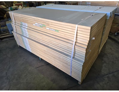 26x Timber Doors
Dimensions : 720mm -870mmD x 204...