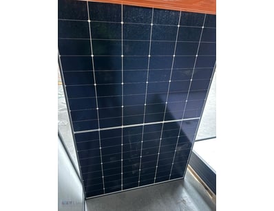 LONGI Hi-MO X6 LR5-54HTB-440M monocrystalline sola...