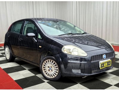 <b>2008 Fiat Punto Dynamic - Black - 127,419km - 1...