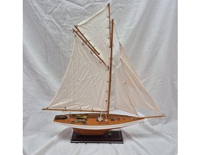 The Curio Collection (A1000) - Lot 2068