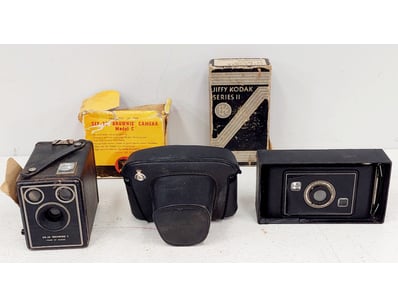 VINTAGE CAMERA COLLECTION - ASAHI PENTAX, JIFFY KO...