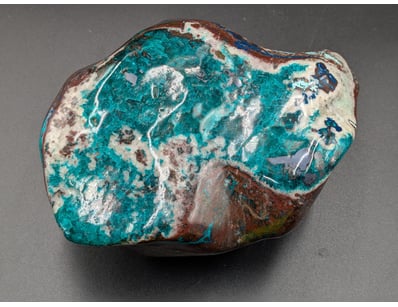 1.36KG DIOPTASE RARE A GRADE, POLISHED

Conditio...