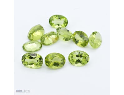 14.77 CARATS NATURAL PERIDOT     

14.77 Carats Na...