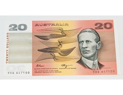 Coins, Banknotes & Bullion (A1004) - Lot 733