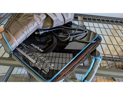 Gadgets, Tech & Sport (WAA997) - Lot 17