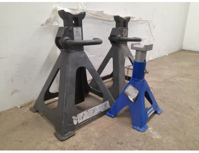 UNRESERVED Logistics Company Workshop Clearance - Lot 8